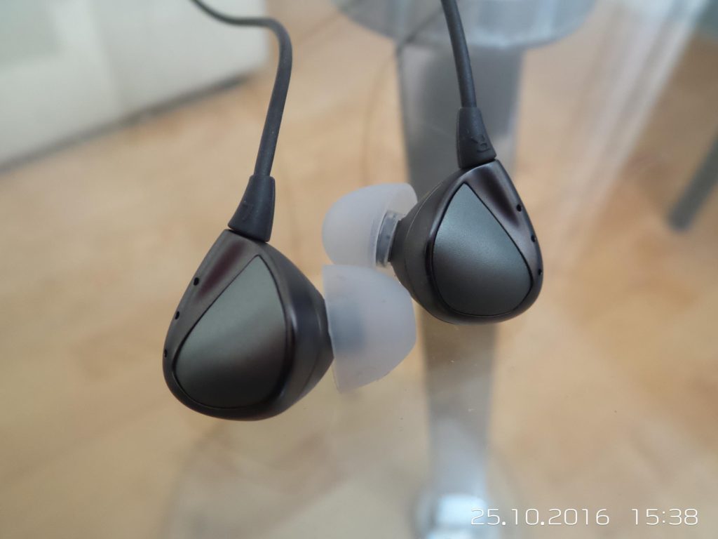 Elephone Whisper Noise Cancelling Earphone Review