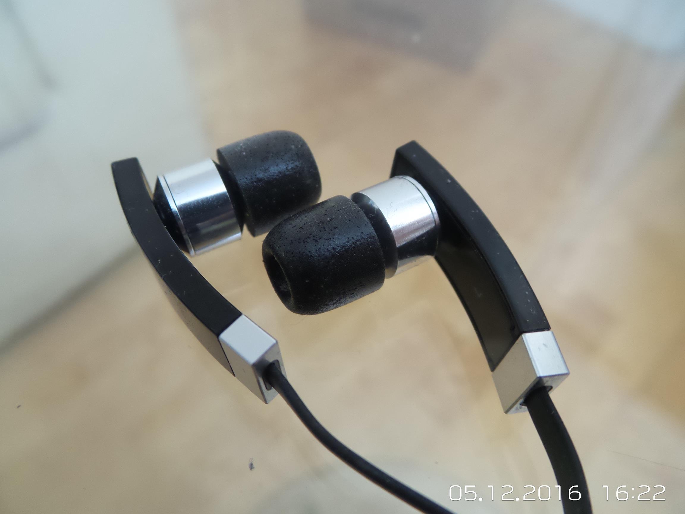 Accutone Pisces Earphone Review